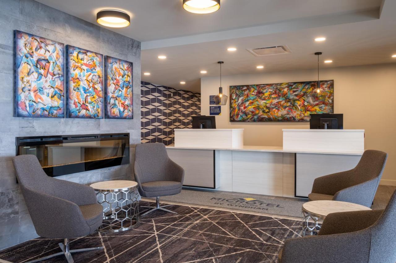 Microtel Inn & Suites By Wyndham Kanata Ottawa West Bagian luar foto