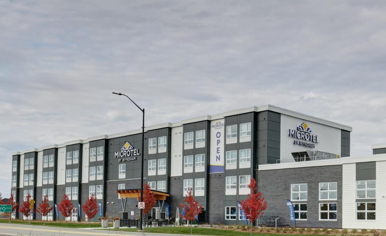 Microtel Inn & Suites By Wyndham Kanata Ottawa West Bagian luar foto