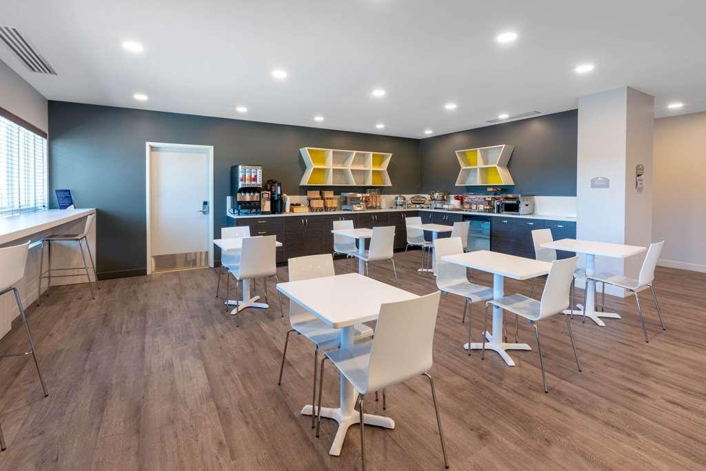 Microtel Inn & Suites By Wyndham Kanata Ottawa West Fasilitas foto