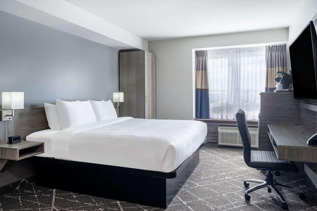 Microtel Inn & Suites By Wyndham Kanata Ottawa West Ruang foto